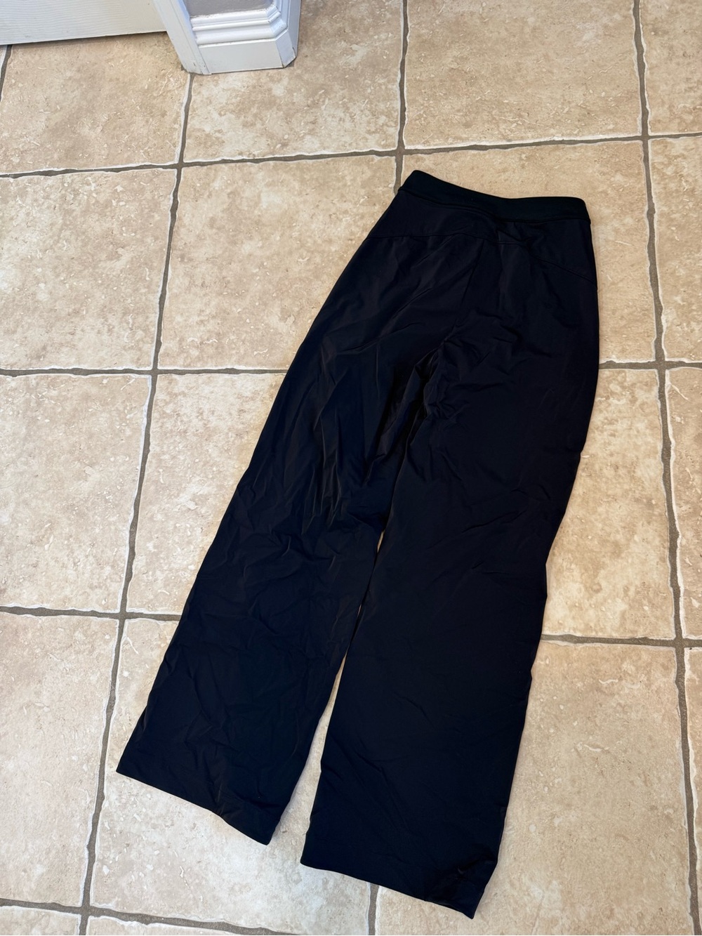Nike woman’s  Black Wide-Leg Jogger Pants size xs